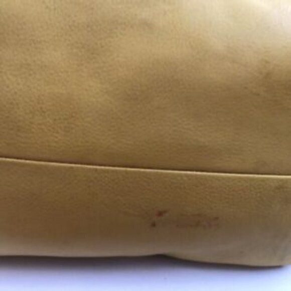 B Makowsky Handbag Satchel Yellow Leather ShoulderBag Purse.